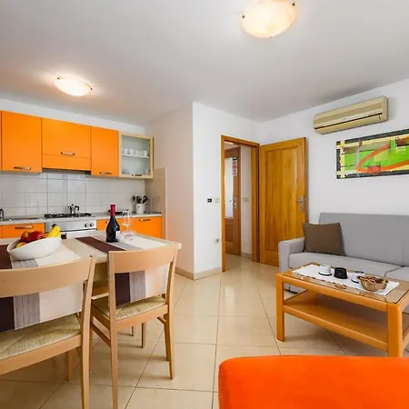 Guest house House With Dragica *
