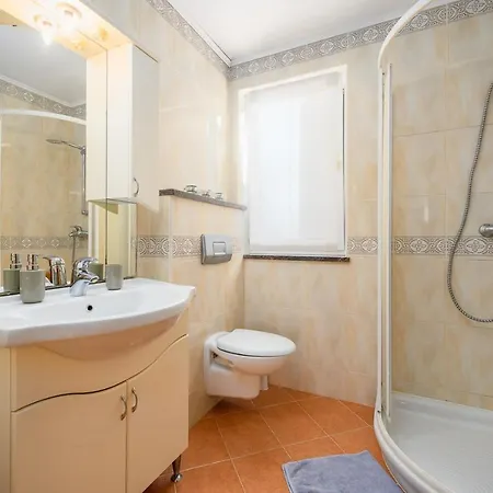 House With Dragica Guest house